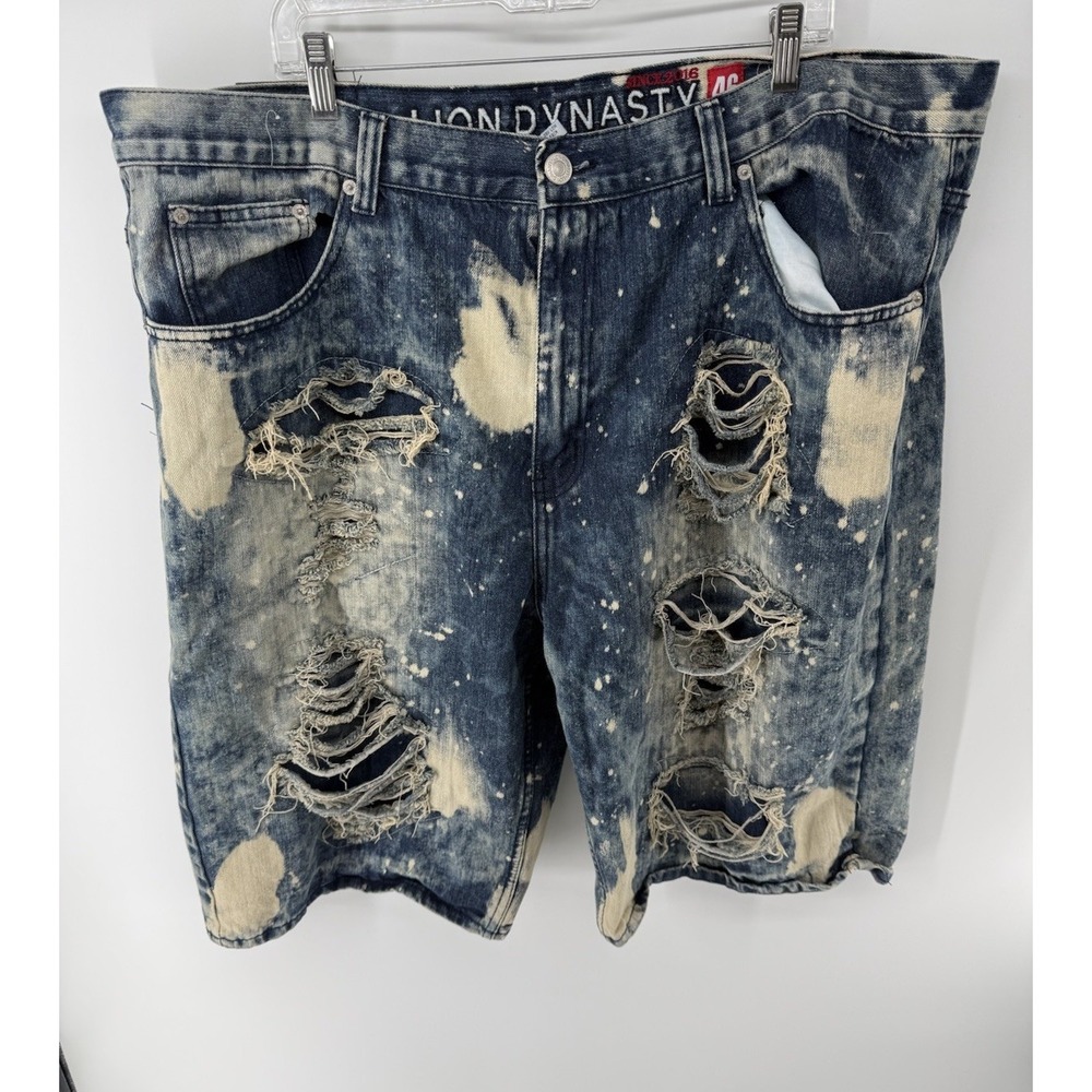 Lion Dynasty Mens 46 Distressed Acid Wash Blue Denim Shorts